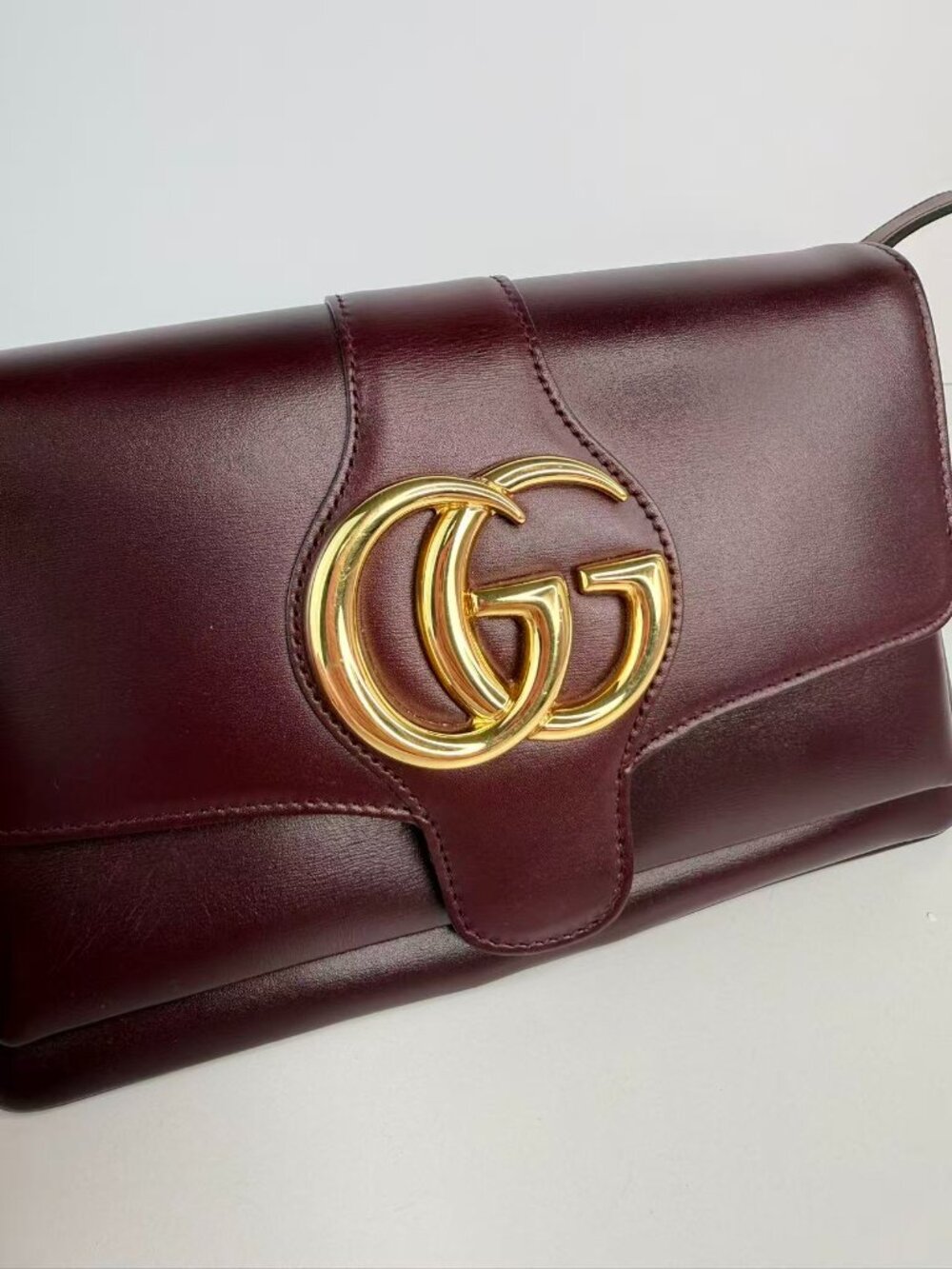 Gucci Arli Small Smooth Calfskin Leather Shoulder Crossbody Bag - Picture 10 of 11